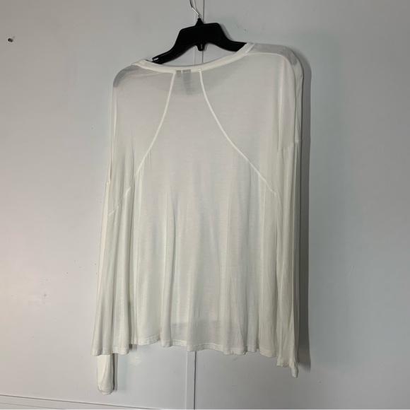 SWEATY BETTY Easy Peazy Top in Lily-White - Picture 7 of 13